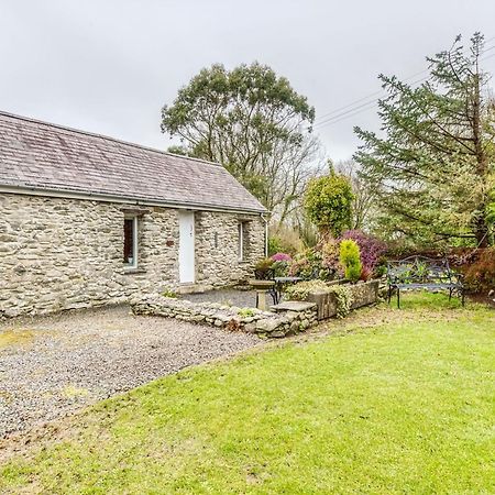 Secluded Holiday Home In Ceredigion With Garden Pennant  Екстер'єр фото