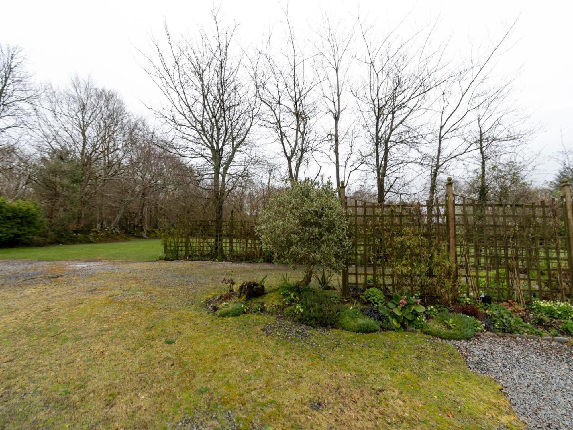 Secluded Holiday Home In Ceredigion With Garden Pennant  Екстер'єр фото