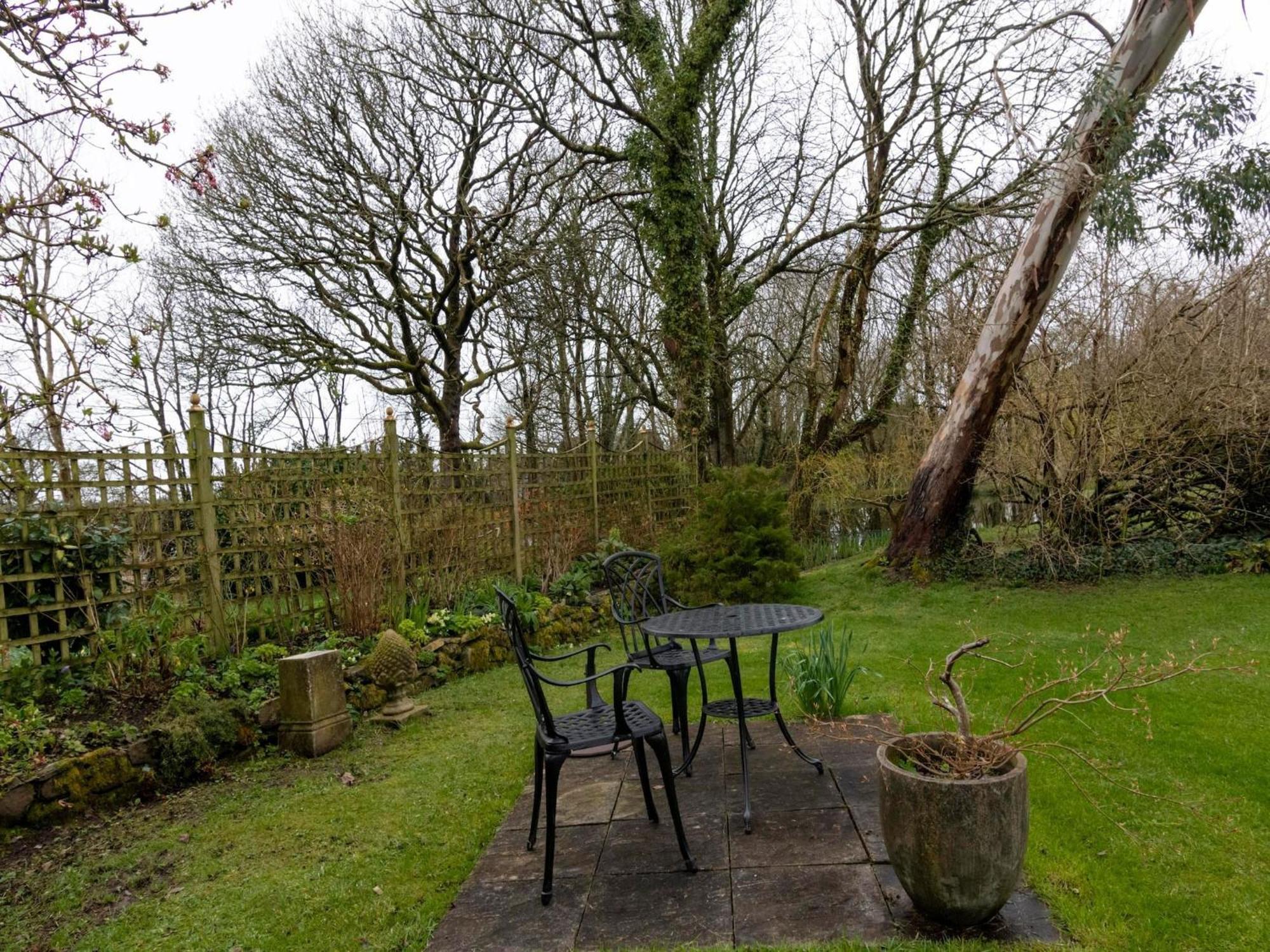 Secluded Holiday Home In Ceredigion With Garden Pennant  Екстер'єр фото